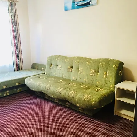 U Aniola 2 Homestay *